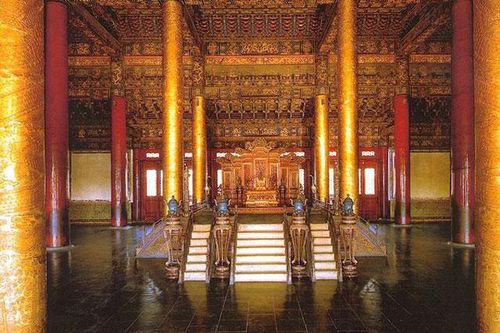 Giải mã bí ẩn Tử Cấm Thành: 'Bóng ma điên nhảy múa' trong điện Thái Hòa