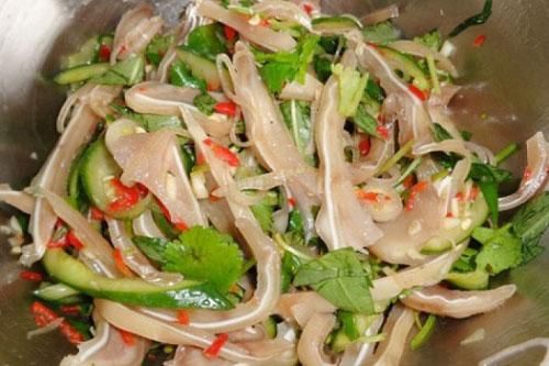 Cách làm nộm tai heo dưa chuột ngon giòn chuẩn vị giải nhiệt ngày hè