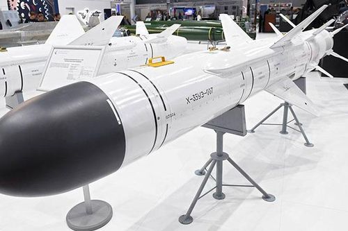 Quân đội Ukraine nhận được tên lửa hành trình có khả năng tấn công Donetsk và Lugansk