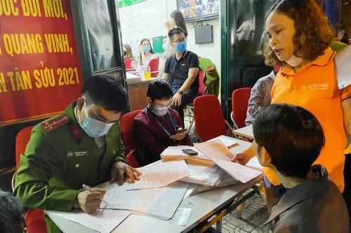 Không đổi sang thẻ căn cước công dân gắn chip có bị phạt? Đối tượng nào bắt buộc phải đổi trước 1/7?