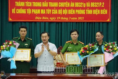 Khen thưởng đột xuất các lực lượng phá 2 chuyên án ma túy lớn