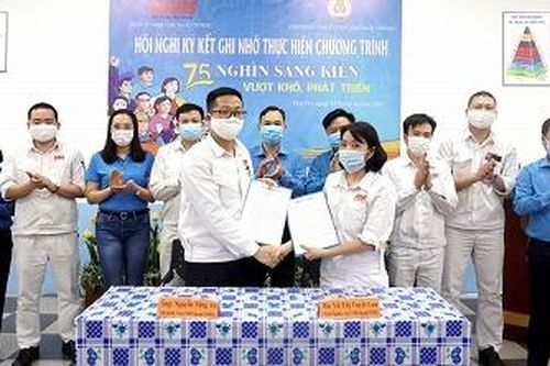 Ký kết ghi nhớ thực hiện Chương trình '75 nghìn sáng kiến, vượt khó, phát triển'