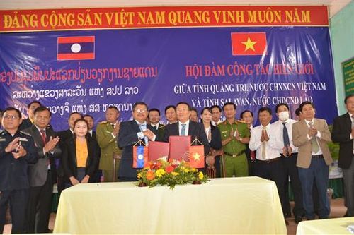 Quảng Trị - Salavan (Lào): Tăng cường phối hợp quản lý biên giới và thúc đẩy phát triển thương mại
