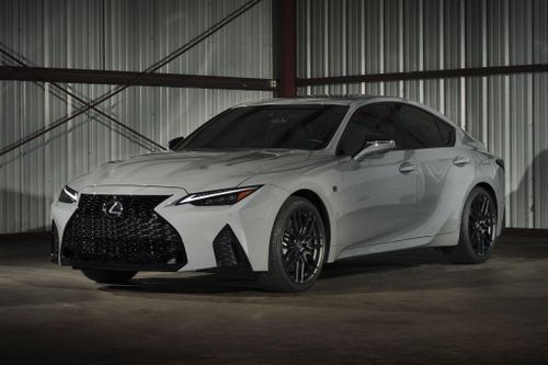 Lexus IS 500 F Sport bản đặc biệt được sản xuất giới hạn 500 xe