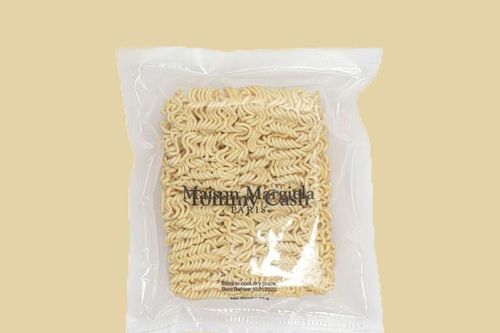 Hãng Maison Margiela bán mỳ gói giá 16 USD