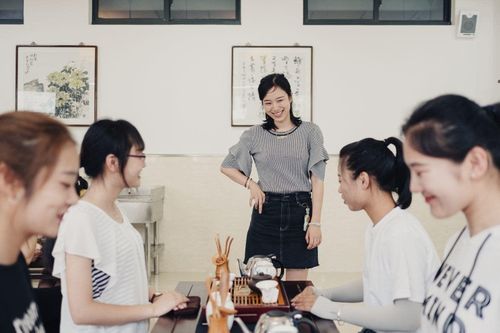 Lớp học 'người vợ hoàn hảo' ở Trung Quốc