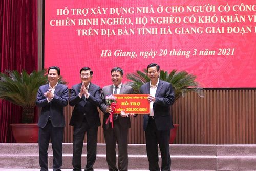 Quyên góp gần 60 tỷ đồng xóa nhà tạm cho CCB, gia đình chính sách