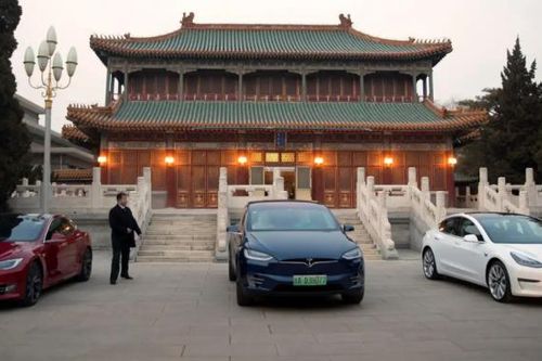 Trung Quốc cấm quân đội sử dụng xe Tesla vì lo ngại an ninh