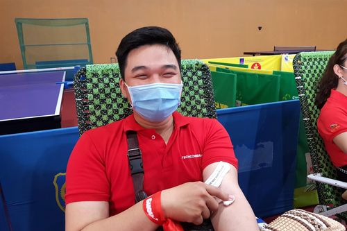 Chủ nhật Đỏ tại Cà Mau: Cựu sinh viên 27 lần hiến máu