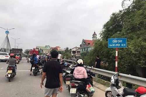 Nam thanh niên ở Hà Tĩnh mất tích khi nhảy xuống sông cứu bạn gái