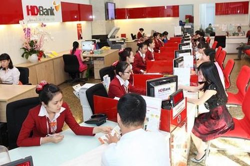 15 NH Việt được Moody's nâng triển vọng tín nhiệm