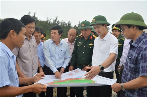 Cân nhắc phát triển kinh tế phù hợp với vị trí địa lý và thế mạnh của đảo Cồn Cỏ nhưng quan trọng nhất vẫn là mục tiêu giữ vững QP - AN