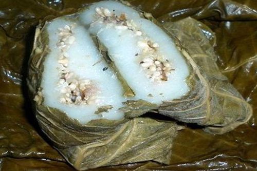 Bánh trứng kiến Lâm Bình