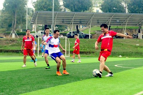 Giao lưu thể thao kỷ niệm ngày thành lập Đoàn