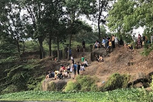 Bất ngờ lao xuống hồ khi đang nhậu, nam thanh niên chìm xuống đáy mất tích