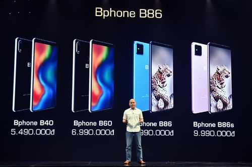 Hai mẫu Bphone bị gỡ khỏi website của Bkav dù chưa lên kệ