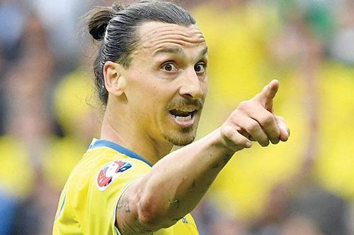 Chúa trở lại! Hay cú sốc mới của Zlatan Ibrahimovic