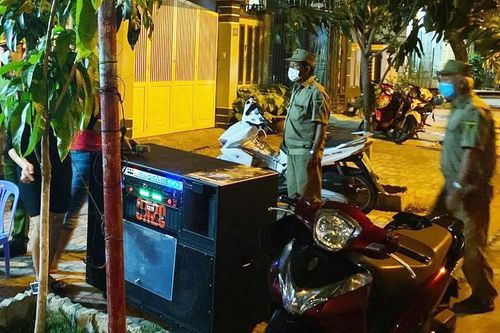 Ra quân dẹp vấn nạn 'karaoke ồn ào'