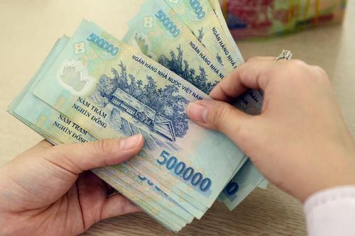 Bắt tạm giam 3 đối tượng trong đường dây 'chạy điều động' cán bộ