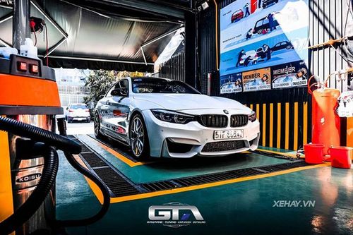 Dân chơi Sài Gòn chi 1,5 tỷ đồng độ BMW 428i lên M4