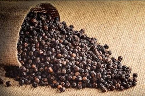 VPA khuyến cáo doanh nghiệp xuất khẩu hạt tiêu không 'găm hàng'