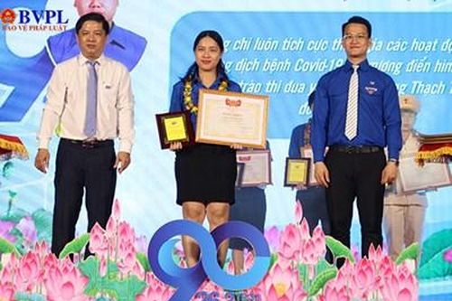 Bí thư Chi đoàn VKSND quận Hải Châu được vinh danh cán bộ đoàn tiêu biểu