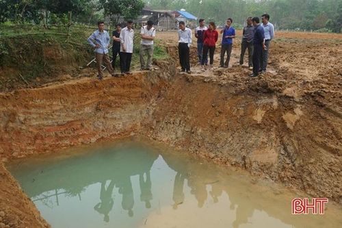 Hương Khê: Học sinh lớp 4 đuối nước thương tâm dưới hồ