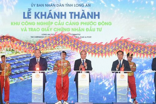 Thủ tướng dự khánh thành khu công nghiệp đón 'sóng đầu tư' tại Long An