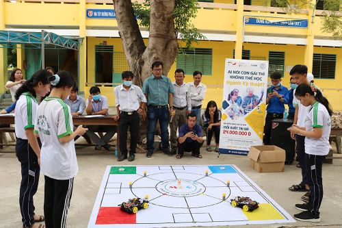 Tổ chức chuỗi hoạt động tư vấn hướng nghiệp và Cuộc thi Robocon năm 2021