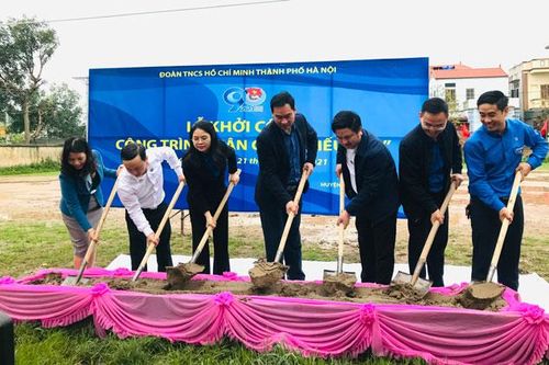 Tuổi trẻ Thủ đô tổ chức nhiều hoạt động hưởng ứng chương trình ''Ngày đoàn viên''