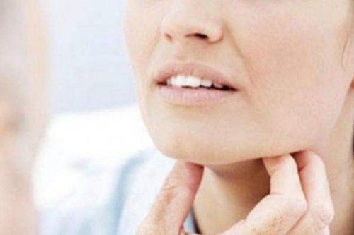 Tiên lượng kém khi ung thư tuyến giáp xâm lấn rộng