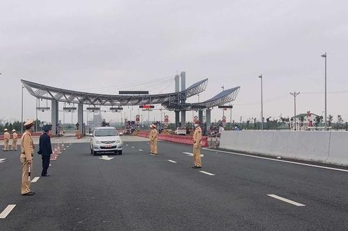 Từ 0h ngày 22/3, Quảng Ninh tạm dừng hoạt động các chốt kiểm soát COVID-19