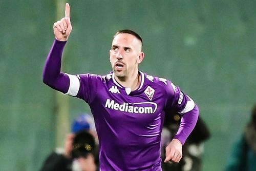 Ribery gửi thông điệp sau pha lập công ở tuổi 37