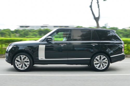 Việt Nam thuộc nhóm các quốc gia mua xe Range Rover đắt nhất thế giới