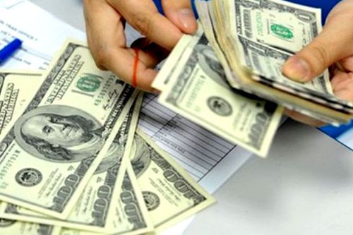 Tỷ giá trung tâm và đồng USD đều tăng phiên đầu tuần