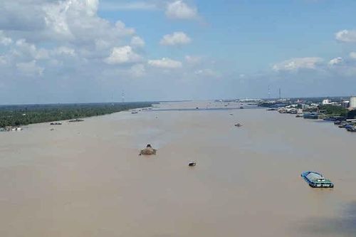 Nhậu trên tàu rồi đánh nhau, 3 người rơi xuống sông Tiền tử vong