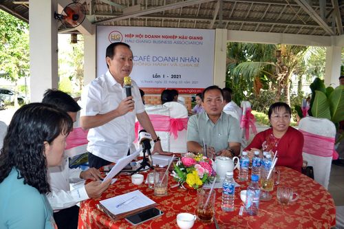 Ly cà phê doanh nhân - kênh thông tin kết nối chính quyền và doanh nghiệp