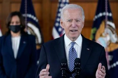 Tổng thống Biden lên án nạn mạnh mẽ phân biệt chủng tộc, phân biệt giới tính ở Mỹ
