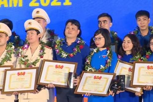 Vinh danh 98 cán bộ Đoàn xuất sắc được trao Giải thưởng Lý Tự Trọng năm 2021