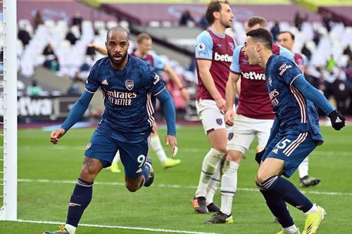 Bị dẫn trước 3 bàn, Arsenal được giải cứu ngoạn mục