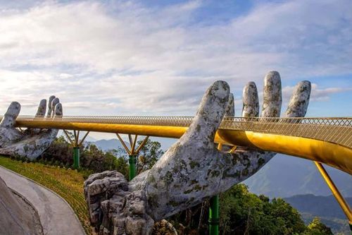 Báo Anh: Cầu Vàng được chọn là kỳ quan mới của thế giới