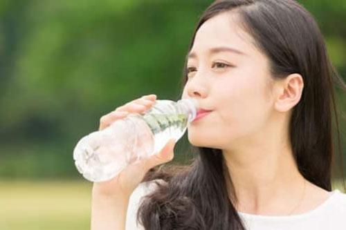 5 thời điểm tuyệt đối không nên uống nước kẻo 'rước' họa vào thân