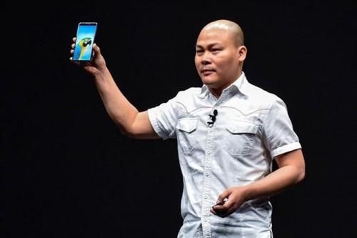 CEO Bkav Nguyễn Tử Quảng: Xuất khẩu lô Bphone đầu tiên sang Châu âu, bán cho các 'yếu nhân, Vip'
