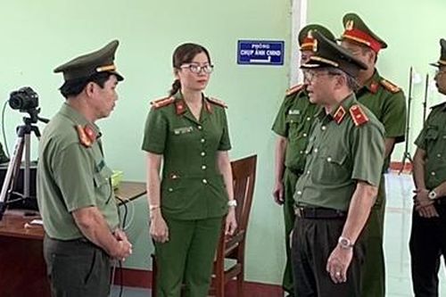 Công an Quảng Nam 'tăng tốc' cấp căn cước công dân