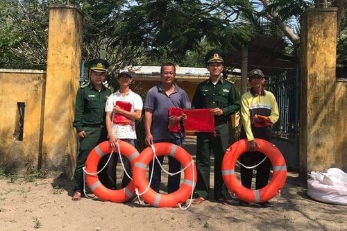 Phát động chương trình 'Hãy làm sạch biển'