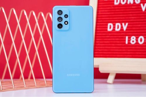 Di Động Việt mở bán Galaxy A52 và A72, giá từ 7,99 triệu đồng