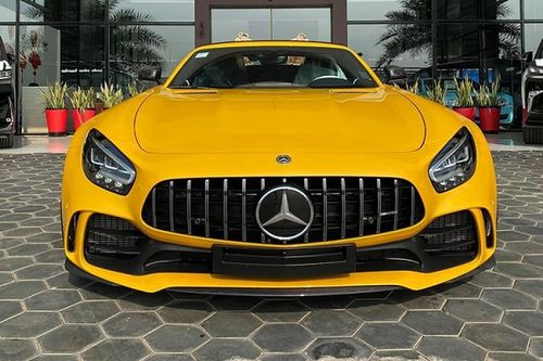 Đại gia Campuchia tậu siêu xe Mercedes-AMG GT R mui trần 'cực hiếm'