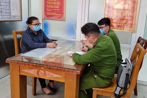 Giả mạo chữ ký, lập khống hợp đồng để chiếm đoạt hàng trăm triệu