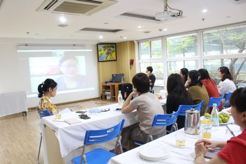 Giáo viên mầm non tiếp cận giảng dạy 'chương trình IB'