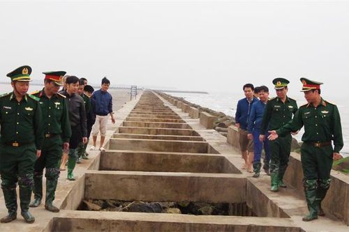 Nghiệm thu giai đoạn 1 Công trình Kè chống xói lở đảo Cồn Nổi